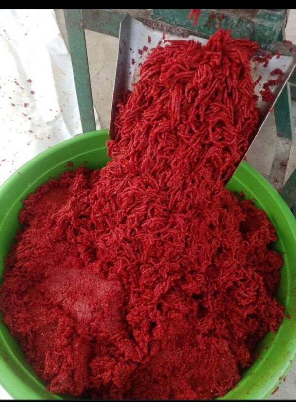 1 Kg Ev Yapımı bol acılı Biber Salçası